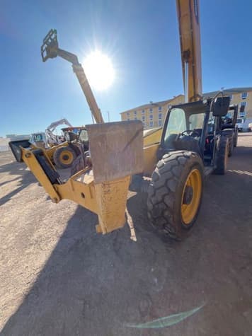 Main image Caterpillar TL1055D